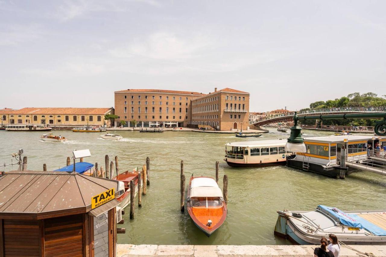 Venice Luxury Suites Exterior foto