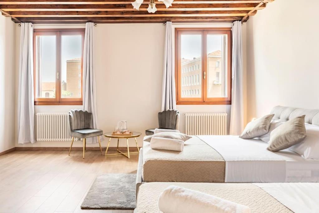 Venice Luxury Suites Exterior foto