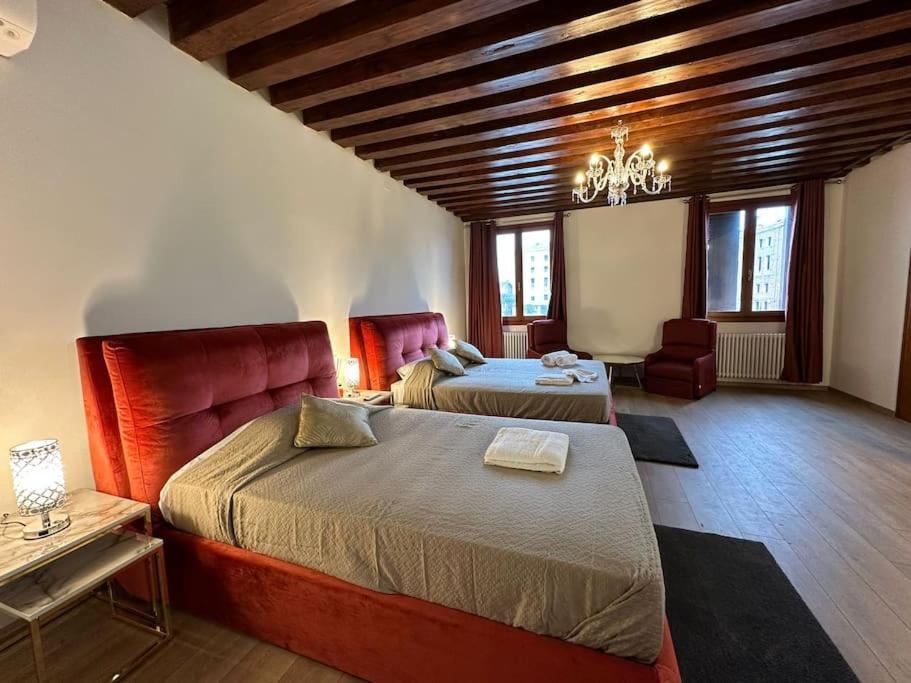 Venice Luxury Suites Exterior foto